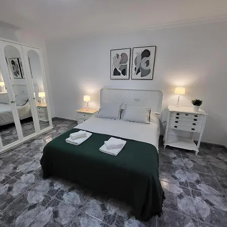 Coral 1 - 4 Bed In Abrigos Apartment *